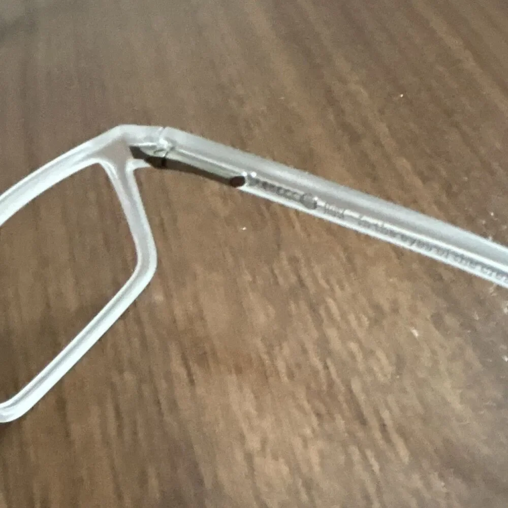 MUSE in the eyes of the creator Eyeglass Frames w/case 53-17-145 13-000090